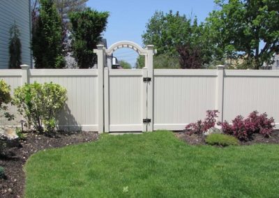 pvc fence with arbor