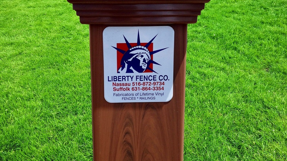 sign of excellence on a fence post